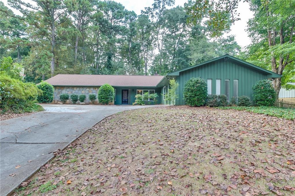 5537 Peachtree Road - Photo 1