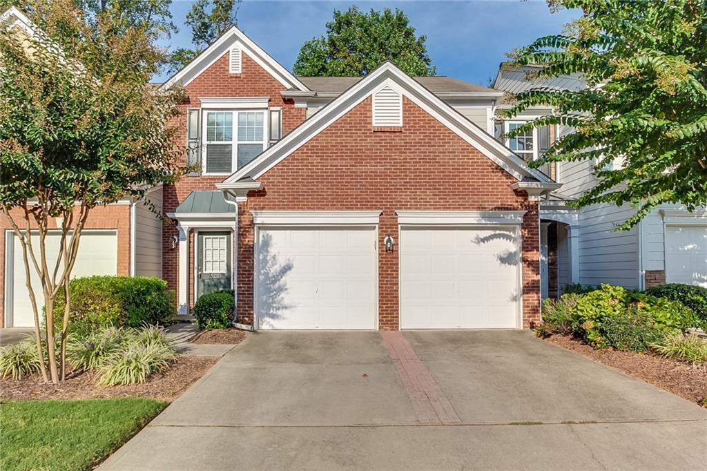 520 Warwick Place - Photo 1