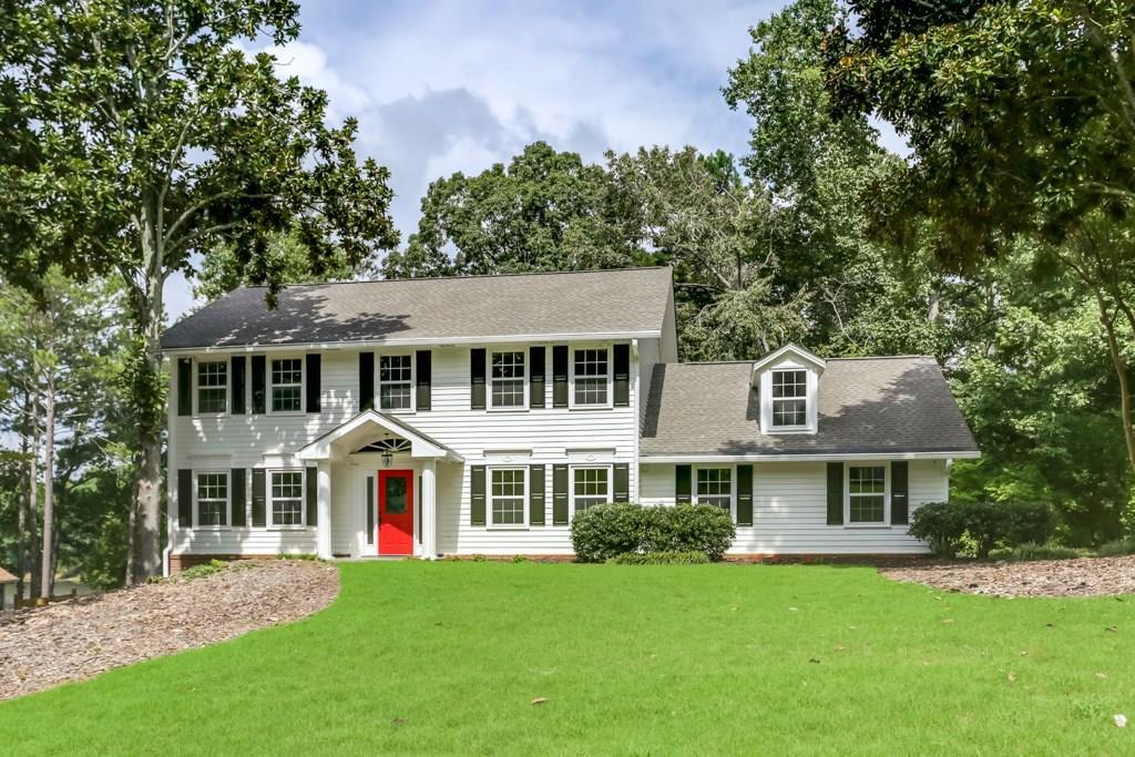 975 Oakhaven Drive - Photo 1
