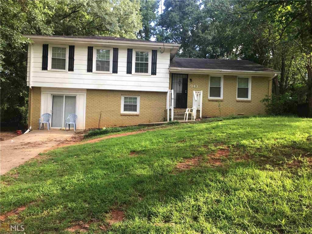 943 Majesty Lane - Photo 1