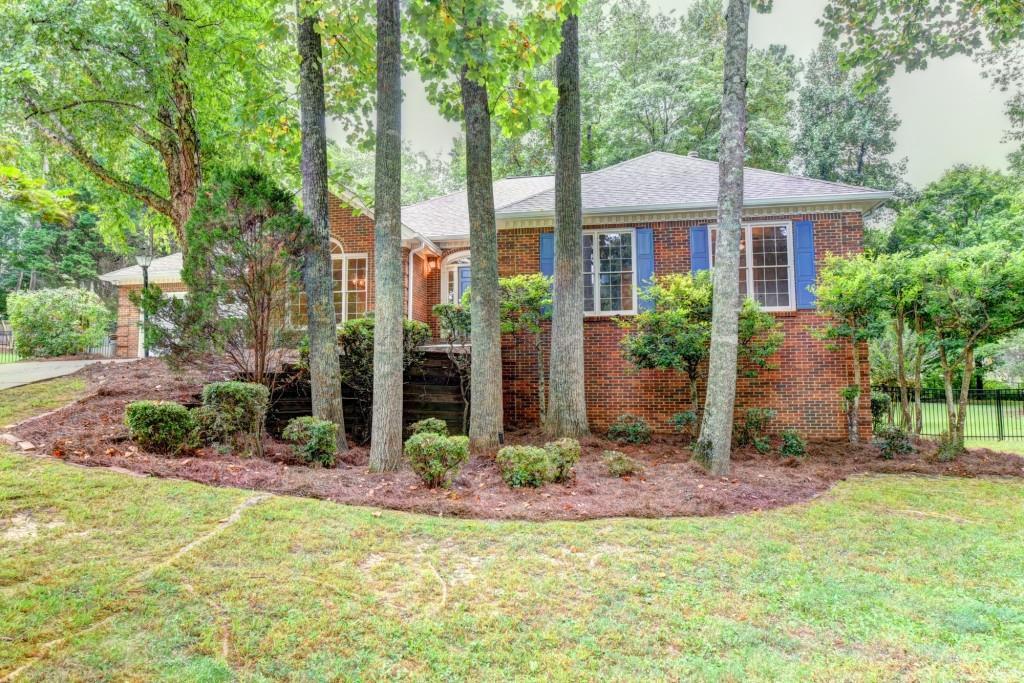 5904 Grizzard Court - Photo 1