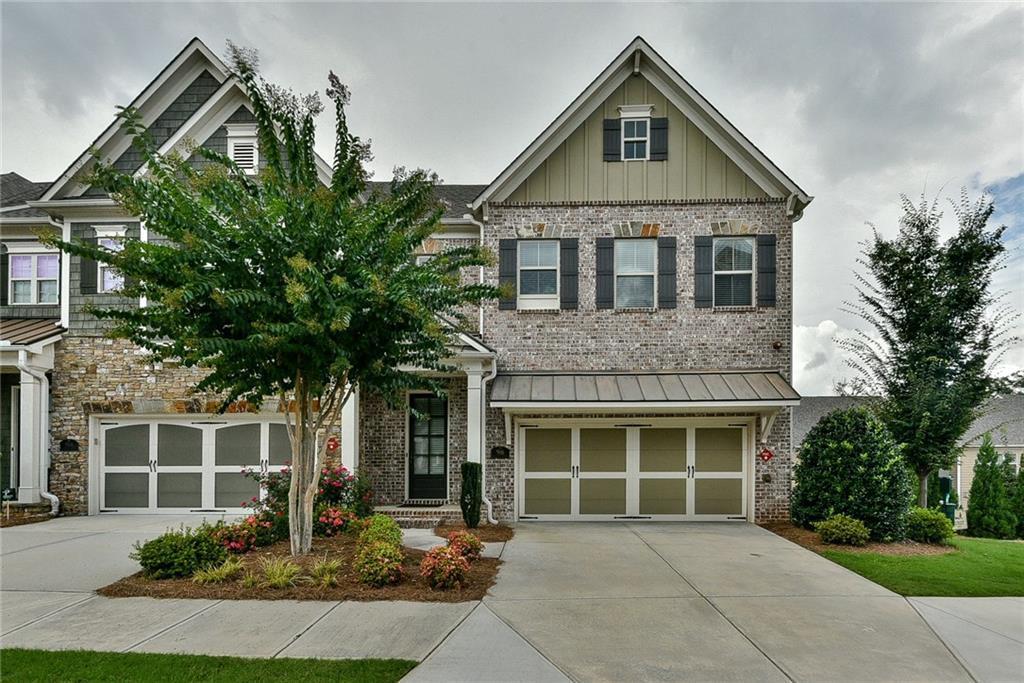 916 Acadiana Drive - Photo 1