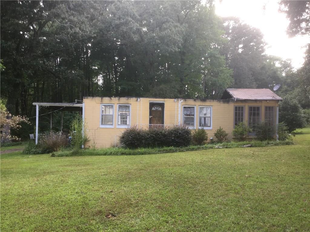 5085 Gwendoline Drive - Photo 1