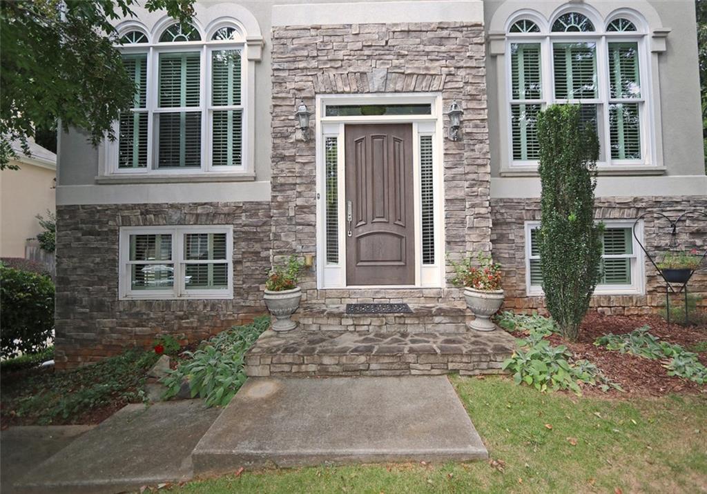 2044 Lenox Cove Circle - Photo 1