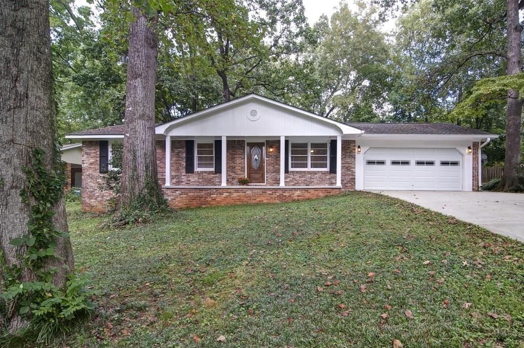 46 Hunting Creek Drive - Photo 1