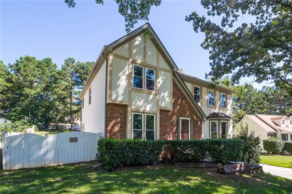 1132 Green Meadow Court - Photo 1