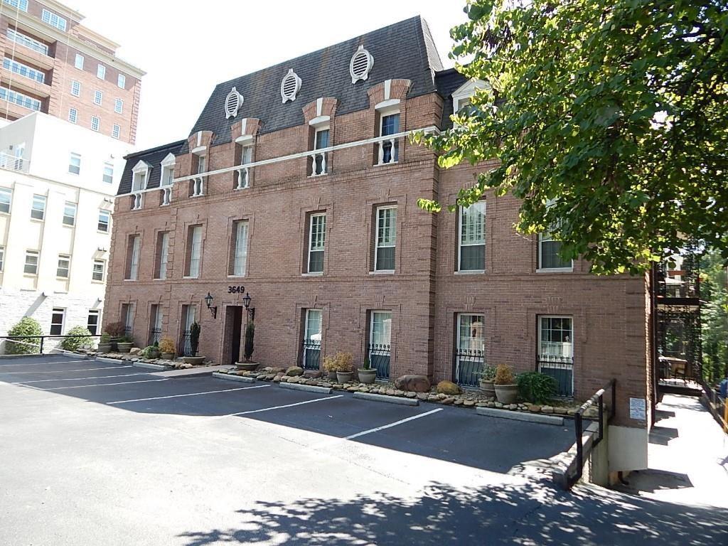 3649 Peachtree Road - Photo 1