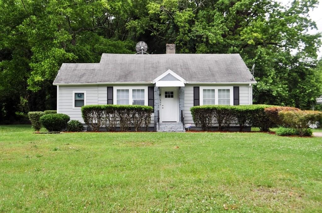 354 Hamilton E Holmes Drive - Photo 1