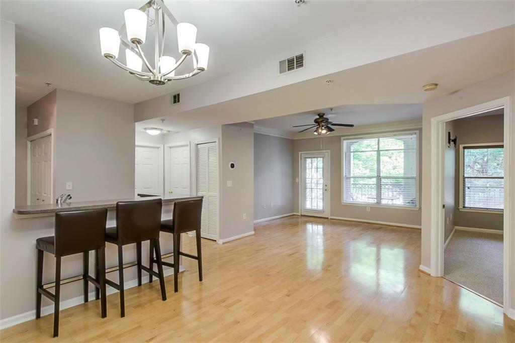 955 Juniper Street - Photo 1