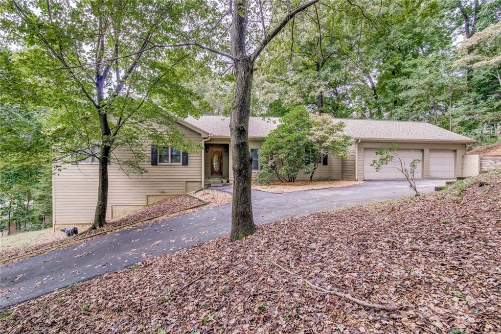 2105 Ridgeview Drive - Photo 1