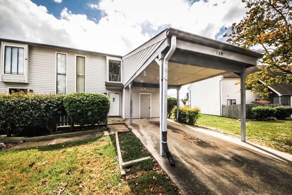 250 Country Club Drive - Photo 1