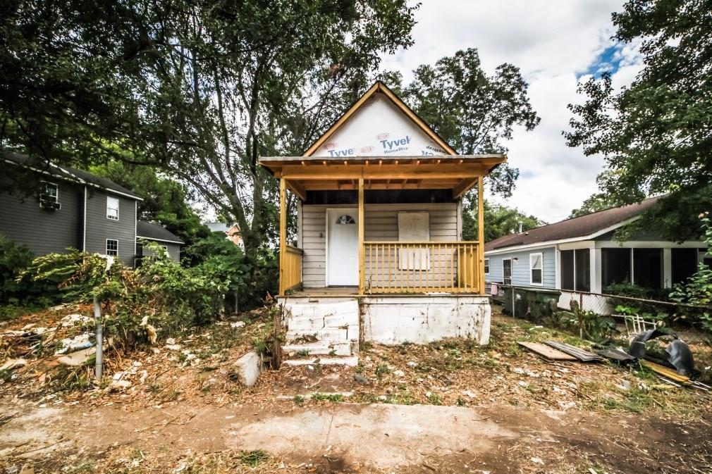 904 Coleman Street - Photo 1