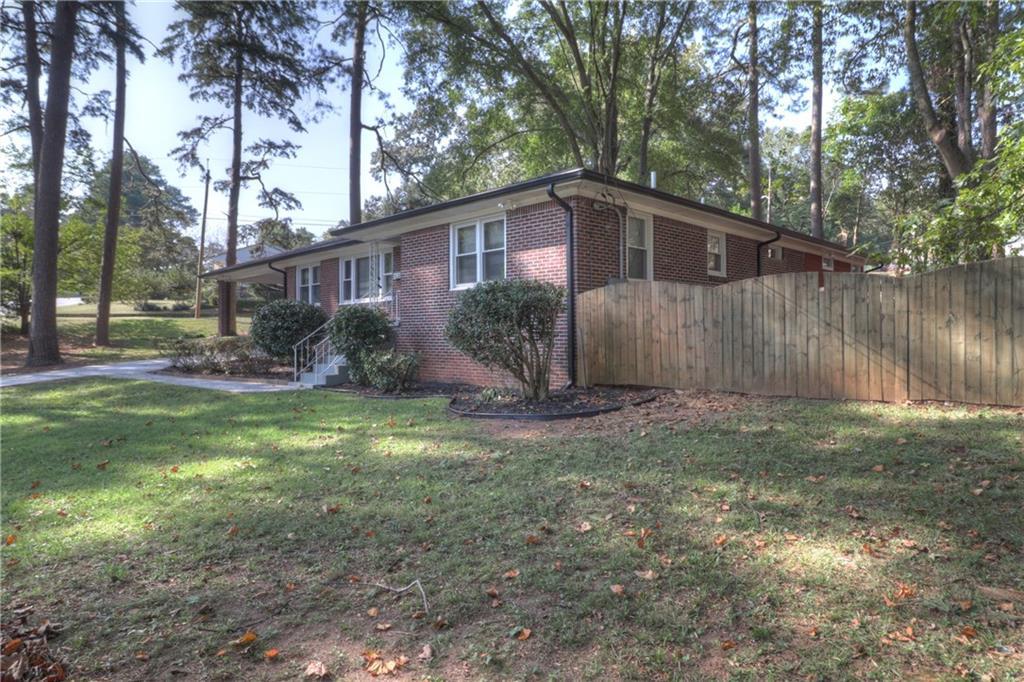 1835 Buckeye Street - Photo 1