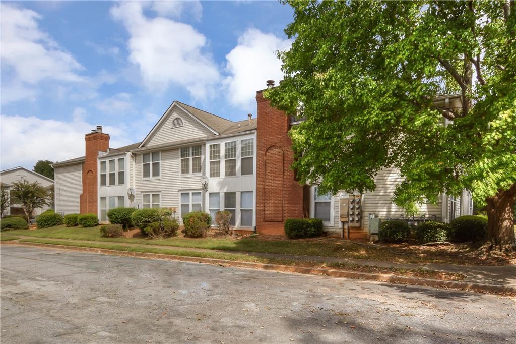 4259 Parkview Court - Photo 1