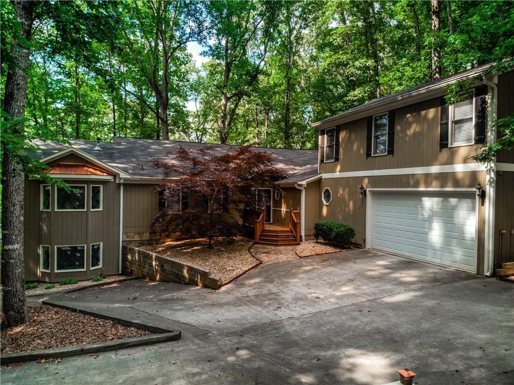 494 Laina Bennett Road - Photo 1