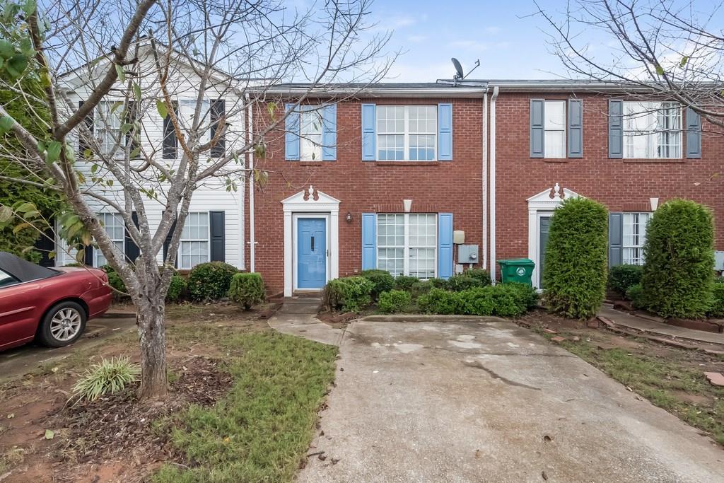 5854 Strathmoor Manor Circle - Photo 1