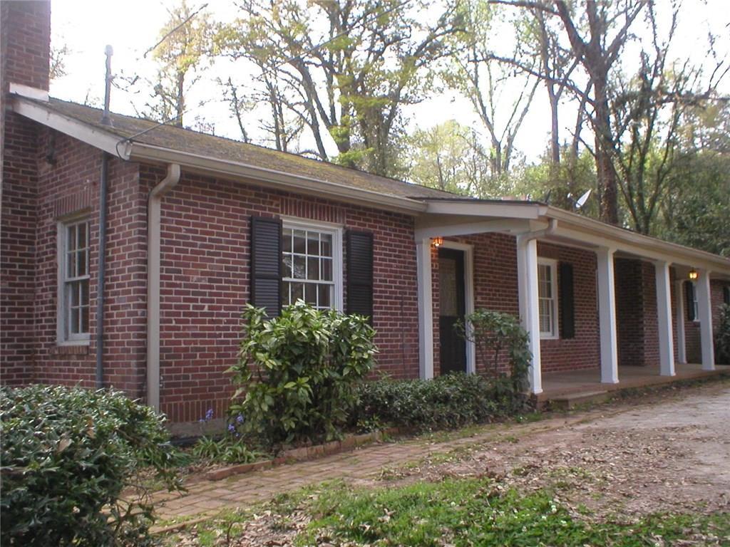 609 Jefferson Avenue - Photo 1