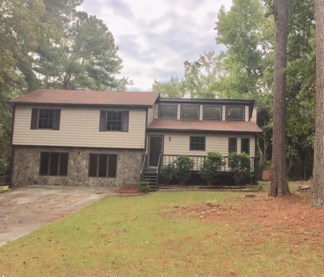 576 Meadows Court - Photo 1