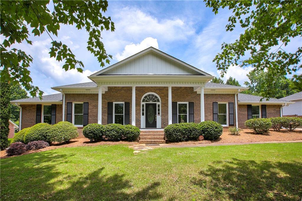 380 Saddle Lake Drive - Photo 1