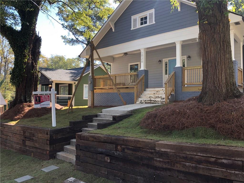 1020 Astor Avenue - Photo 1