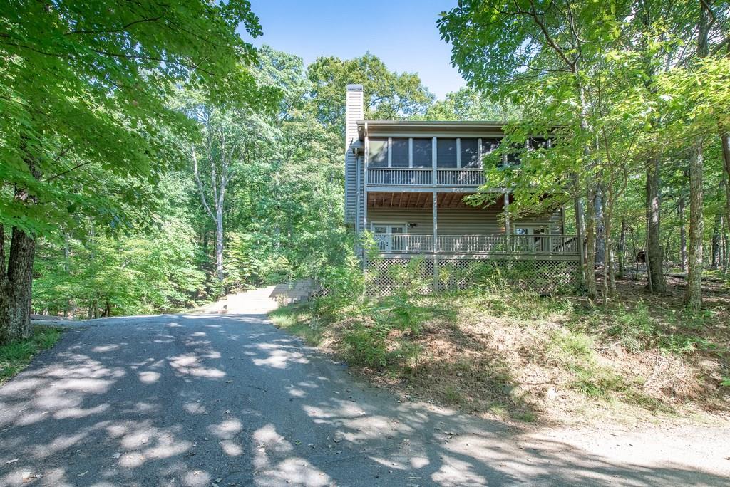 930 Columbine Drive - Photo 1