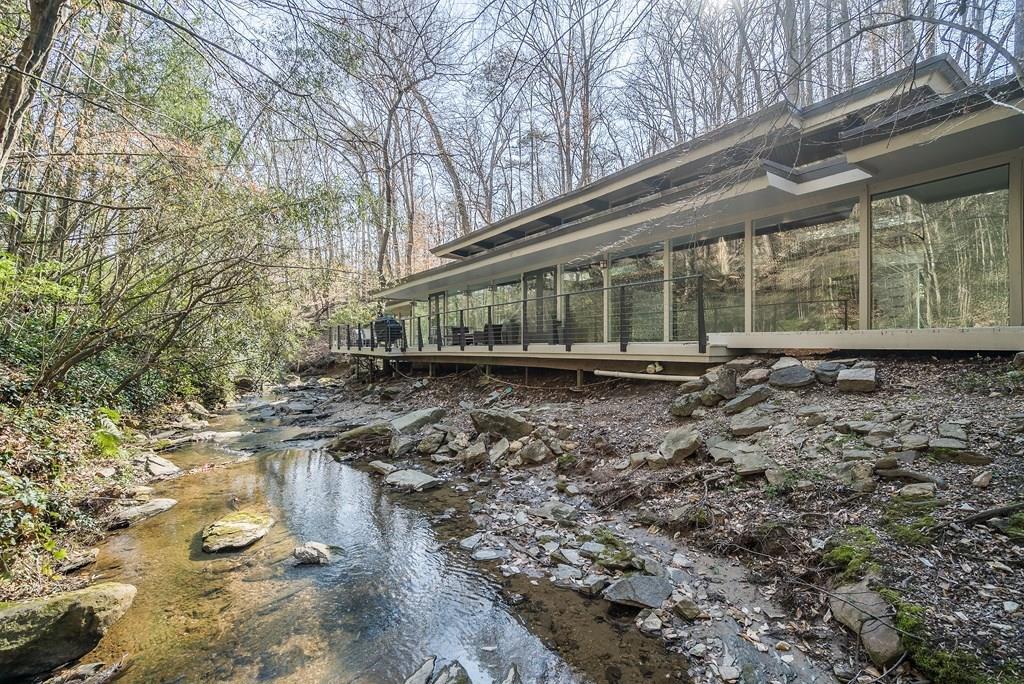 465 Hillside Drive - Photo 1