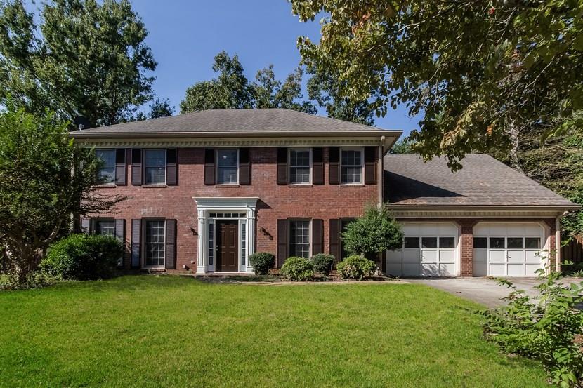 205 Lakeside Drive - Photo 1