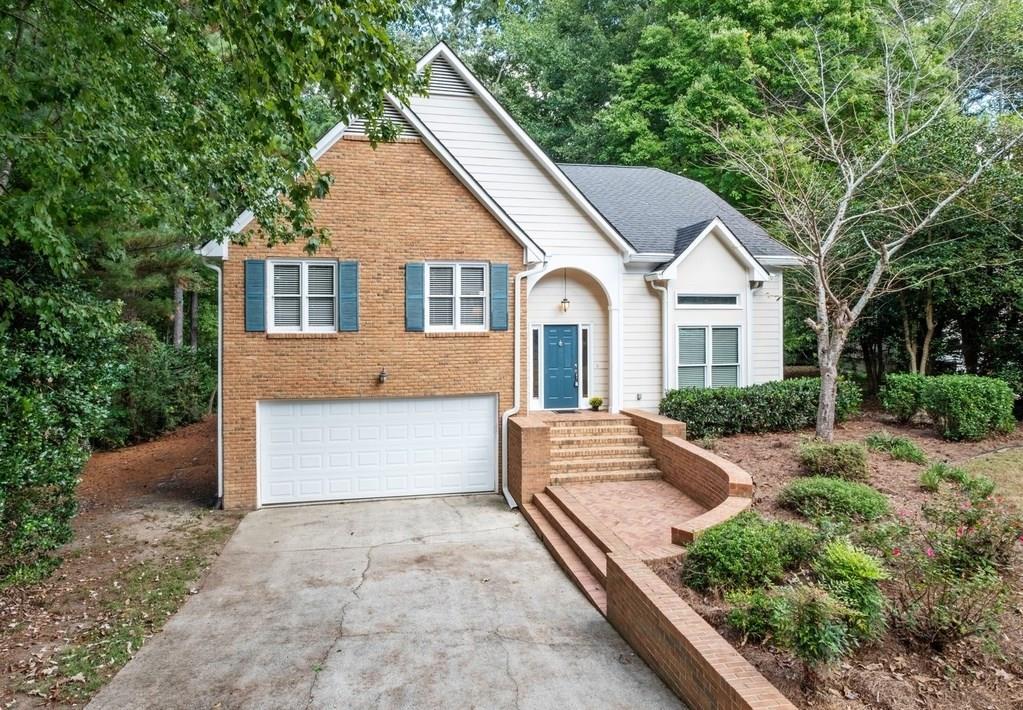 1819 Creek Circle - Photo 1