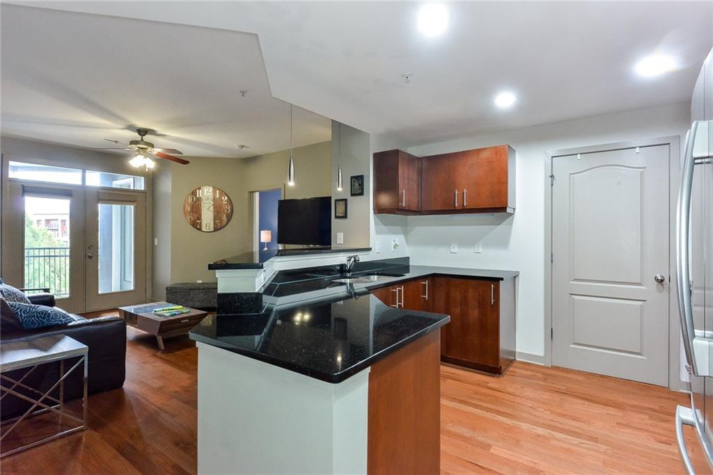 390 17th Street - Photo 1