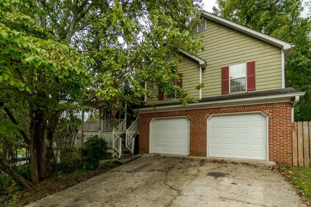 1829 Killarney Drive - Photo 1