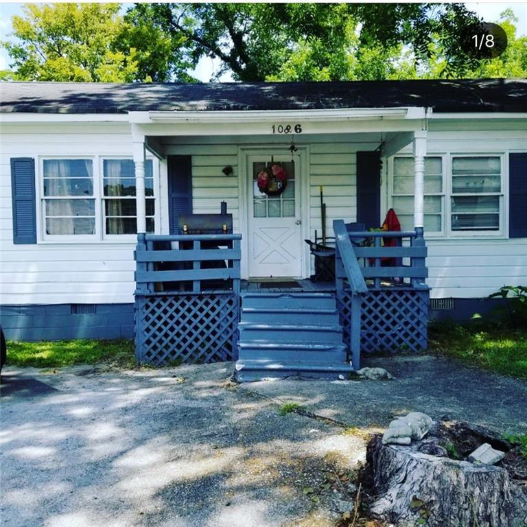 1086 Barton Street - Photo 1