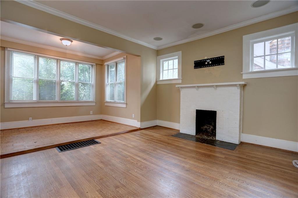 193 Springdale Drive - Photo 1
