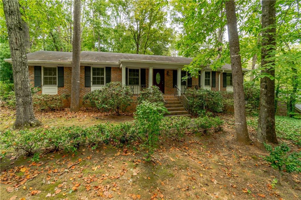 330 Spalding Drive - Photo 1