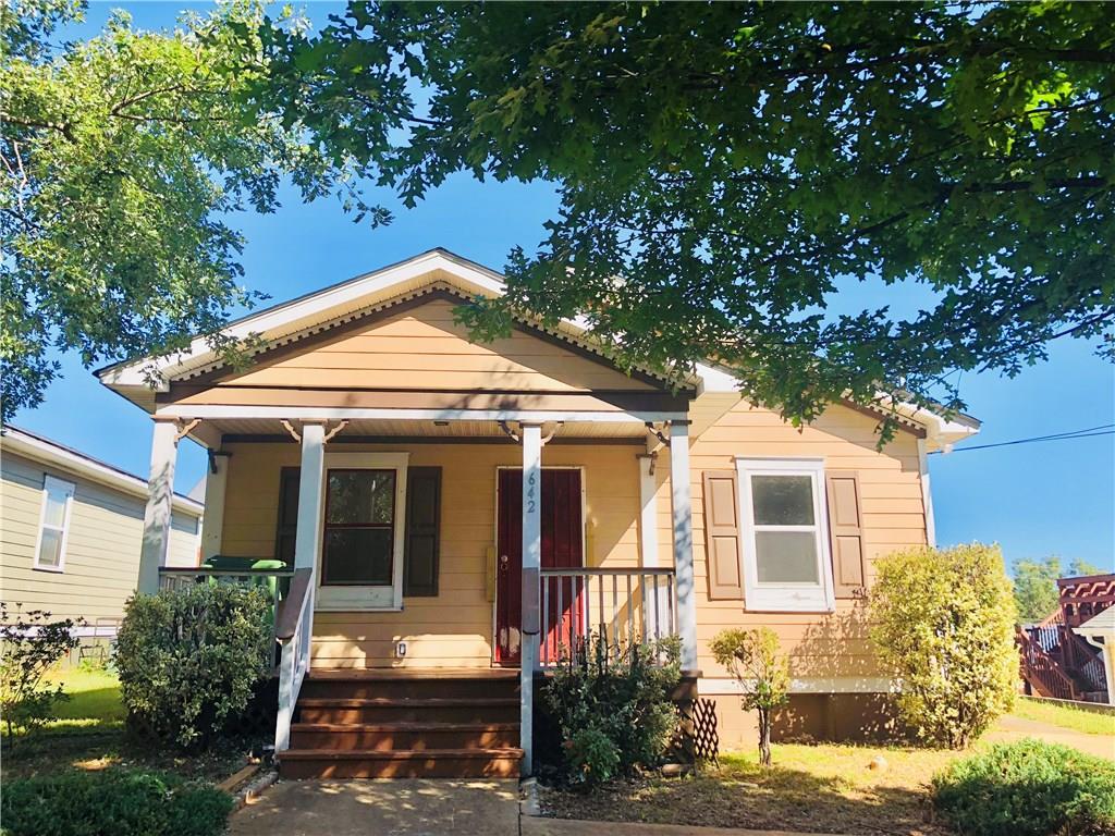 642 Mcdonald Street - Photo 1