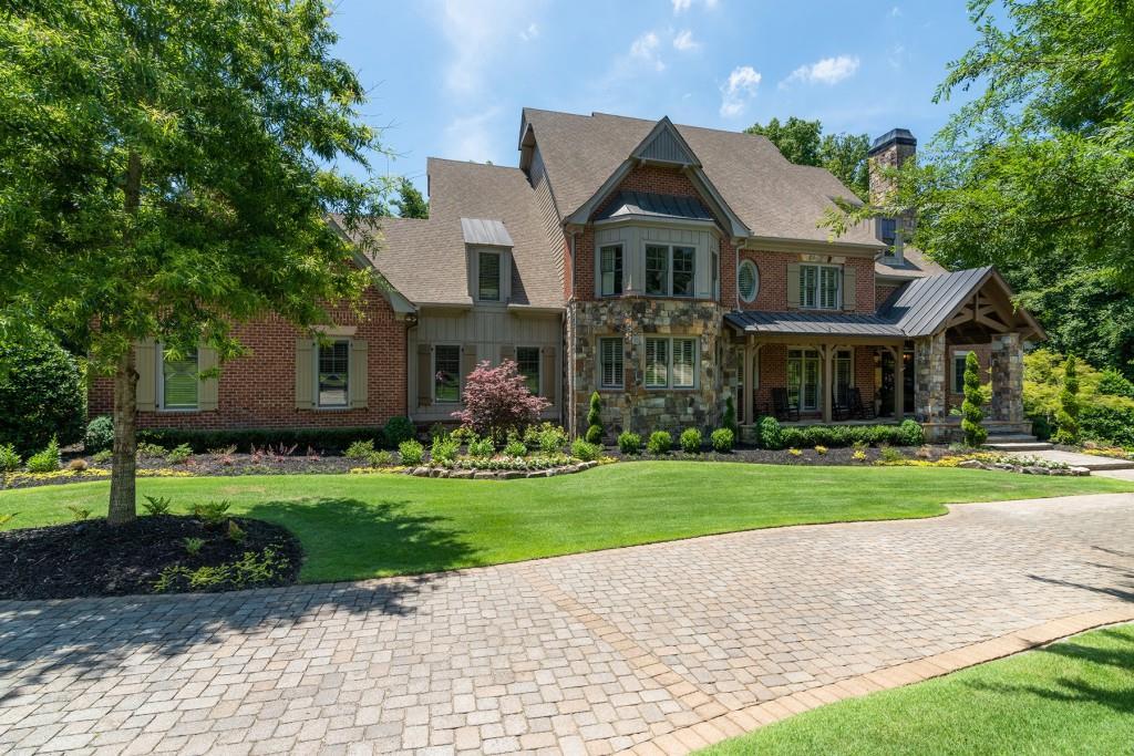 880 Foxhollow Run - Photo 1