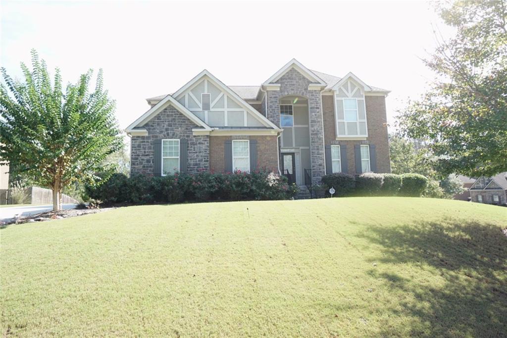 81 Village Green Court - Photo 1