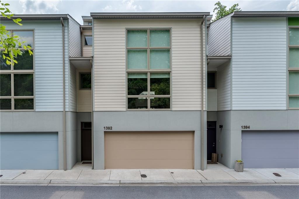 1392 Peter Haughton Way - Photo 1