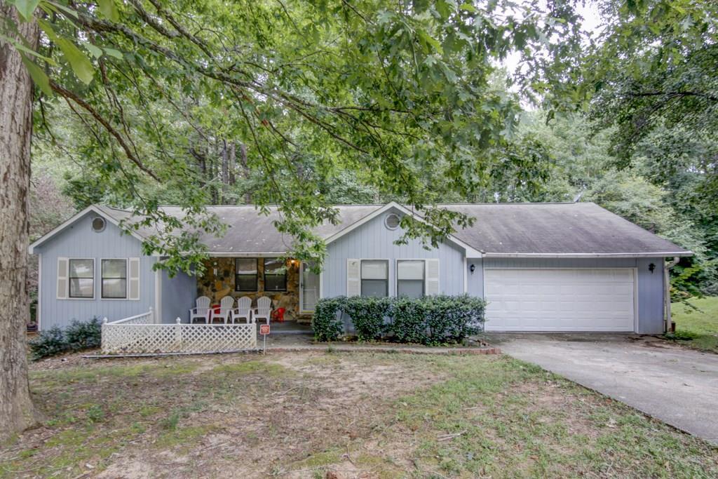 8221 Creek Street - Photo 1
