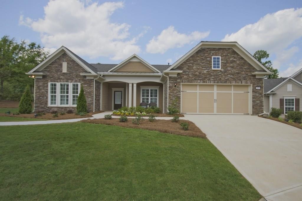 203 Petunia Drive - Photo 1