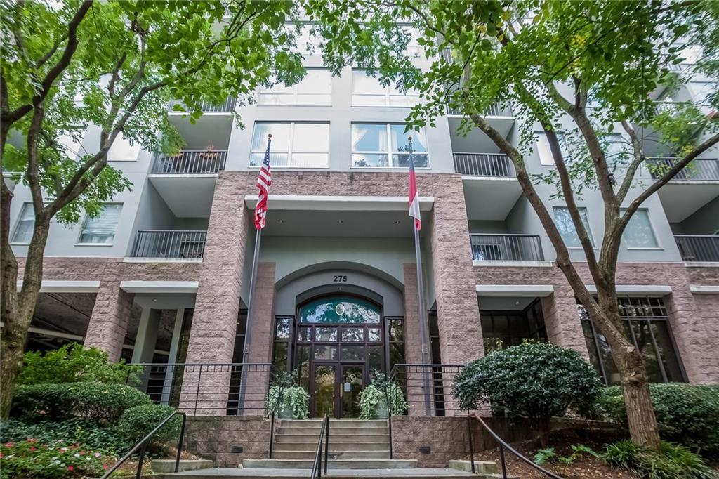 275 13th Street - Photo 1