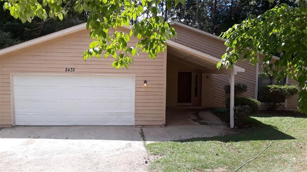 8432 Glenwoods Terrace - Photo 1