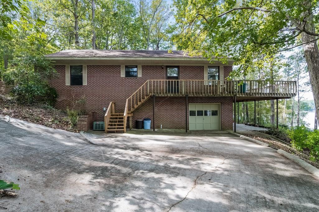 392 Starling Drive - Photo 1