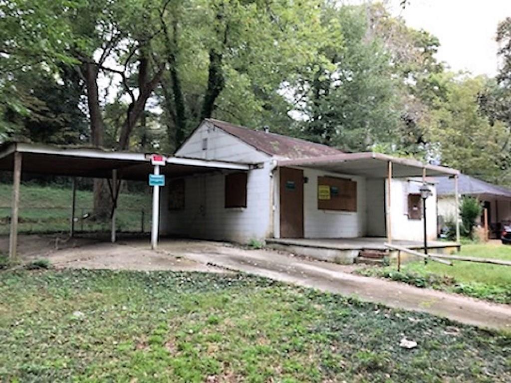 1327 Graymont Drive - Photo 1