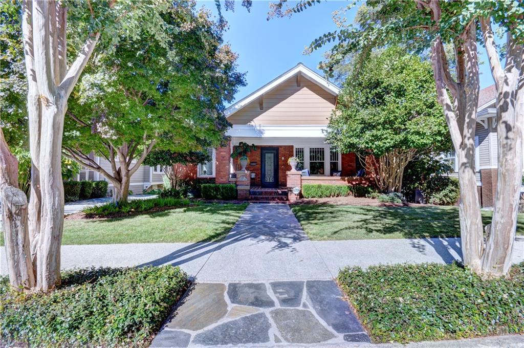 932 Virginia Circle - Photo 1
