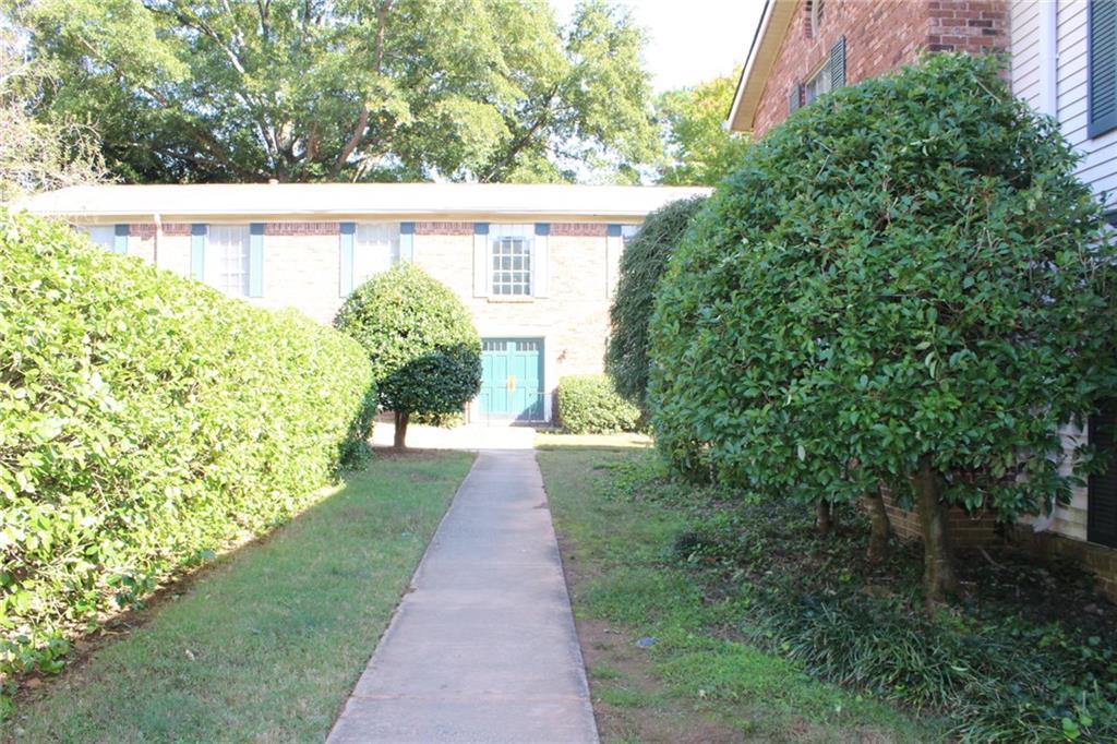 5580 Kingsport Drive - Photo 1