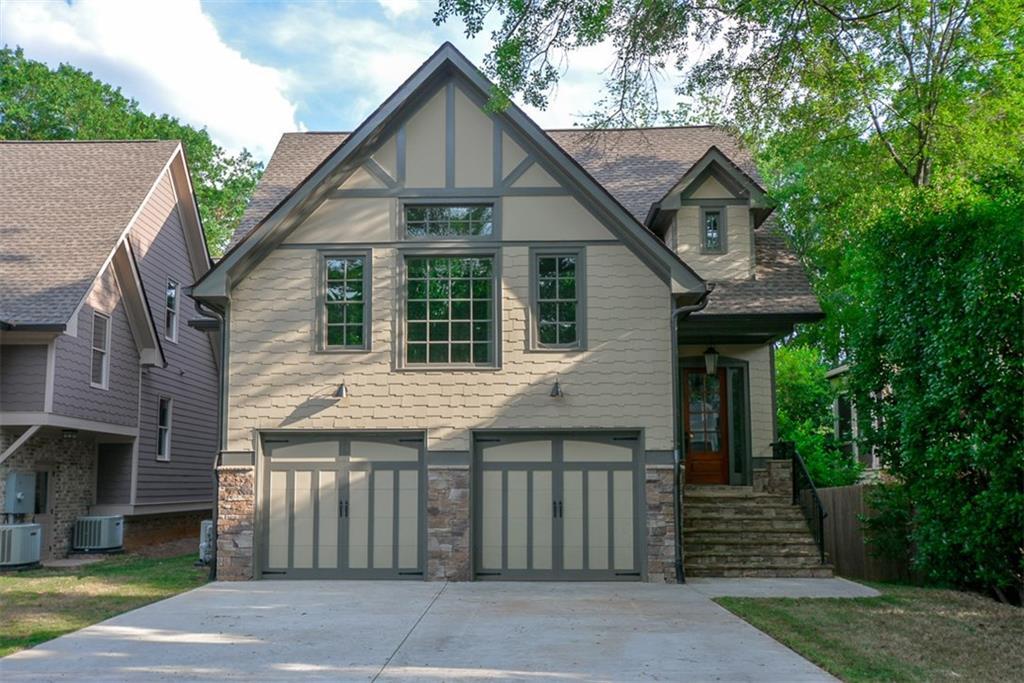 1041 Pine Grove Avenue - Photo 1