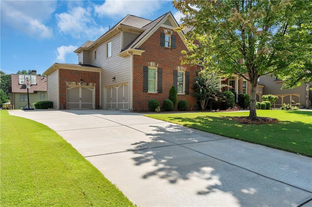 681 Valla Crucis Lane - Photo 1