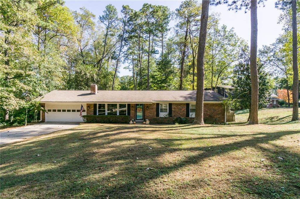 3351 Thornewood Drive - Photo 1