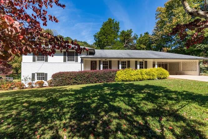 2767 Janellen Drive - Photo 1