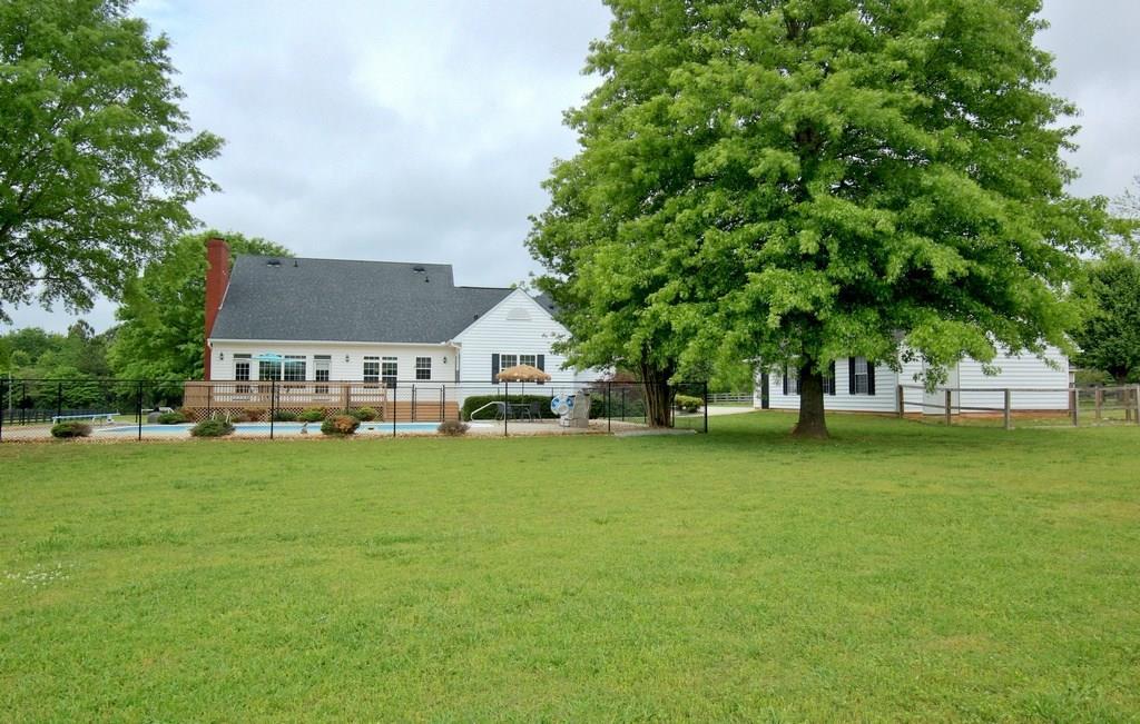 400 Harris Road - Photo 1